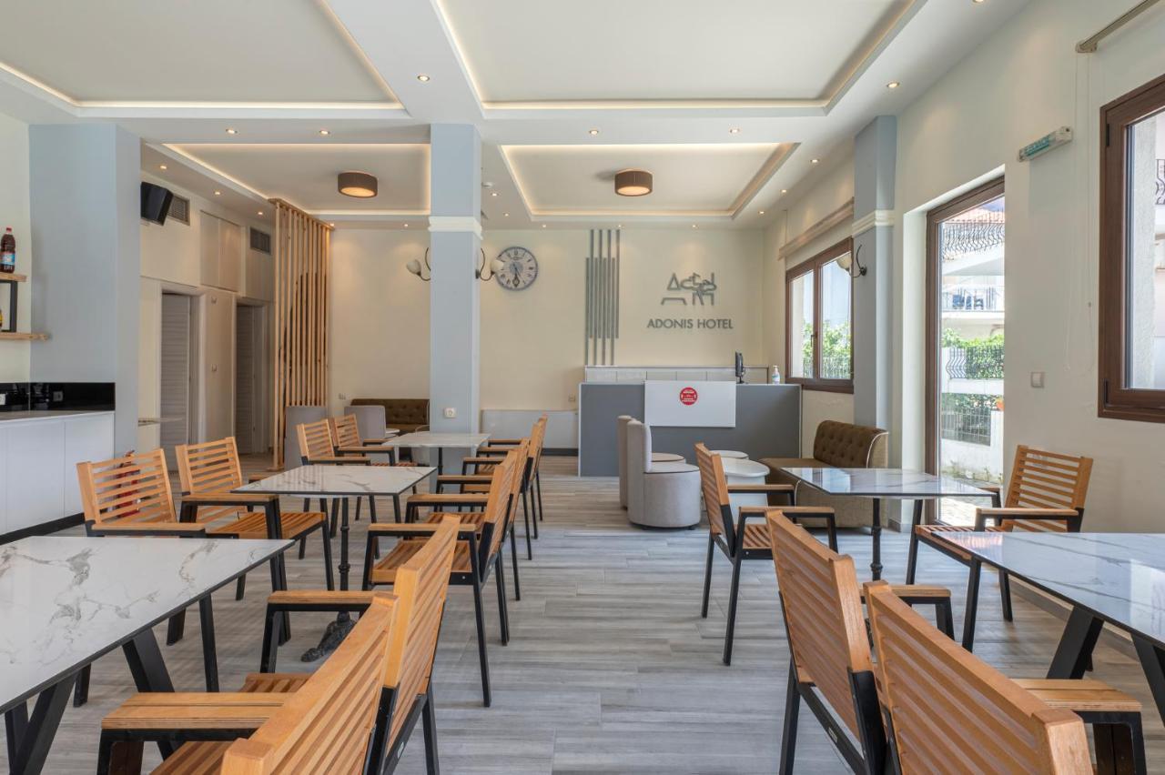 Adonis Hotel Pefkochori Exterior photo